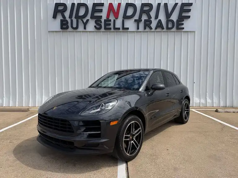 2021 Porsche Macan S's photo