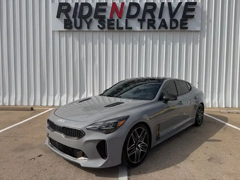 2022 Kia Stinger GT1's photo