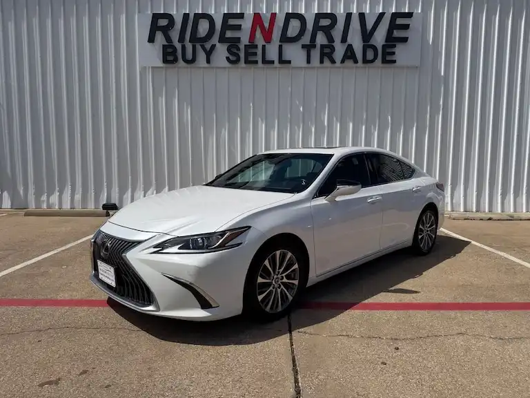 2021 Lexus ES 350 250 AWD's photo