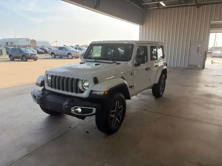 2025 Jeep Wrangler Sahara's photo