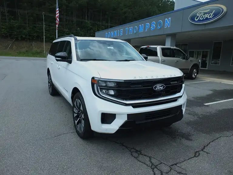 2027 Ford Expedition Platinum MAX 4x4's photo