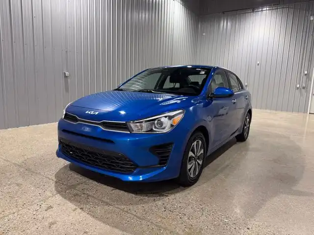 2023 Kia Rio S iVT's photo