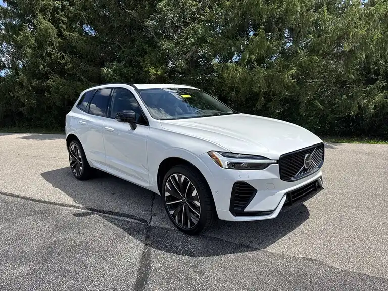 2026 Volvo XC60 T8 Ultra Dark AWD's photo
