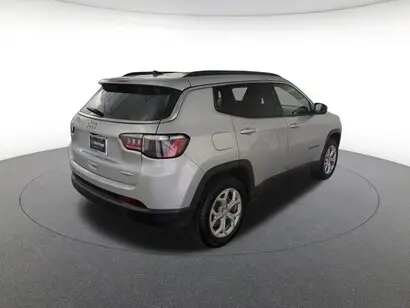 2024 Jeep Compass Latitude 4X4 photo 5