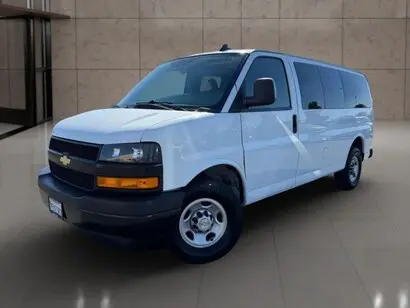 2020 Chevrolet Express 3500 LS photo 5