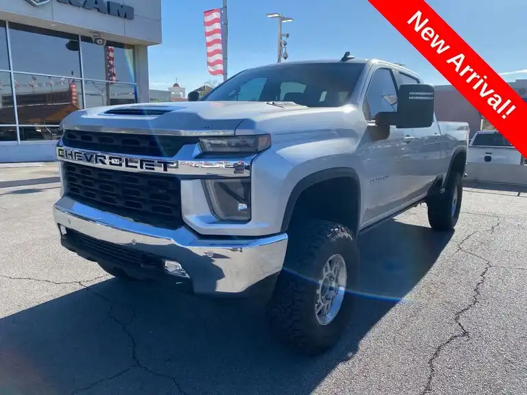 2020 Chevrolet Silverado HD LT 4WD Crew Cab Standard Box's photo