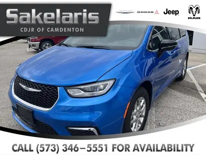 2026 Chrysler Pacifica Select photo 3