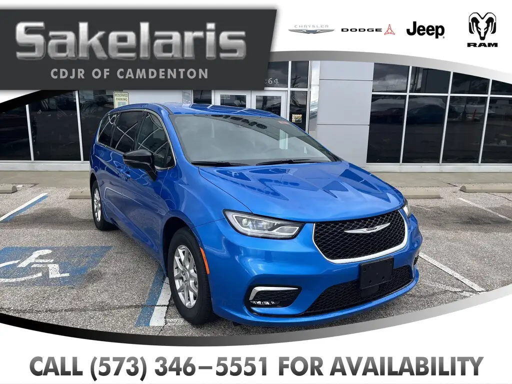 2026 Chrysler Pacifica Select photo 1