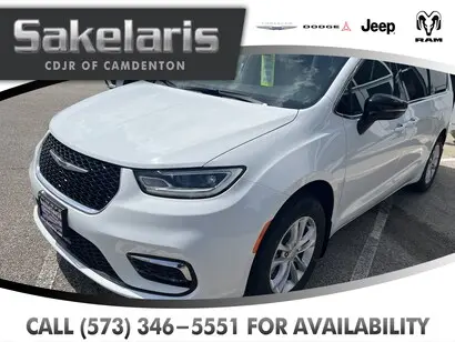 2026 Chrysler Pacifica Select AWD photo 3