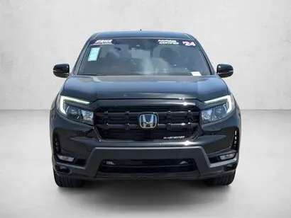2024 Honda Ridgeline Black Edition photo 2
