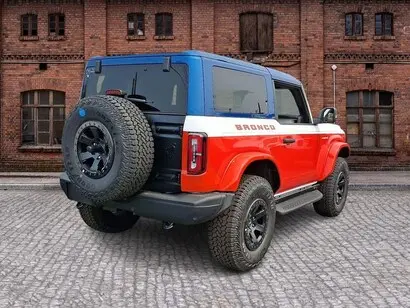 2025 Ford Bronco Stroppe 4x4 photo 4