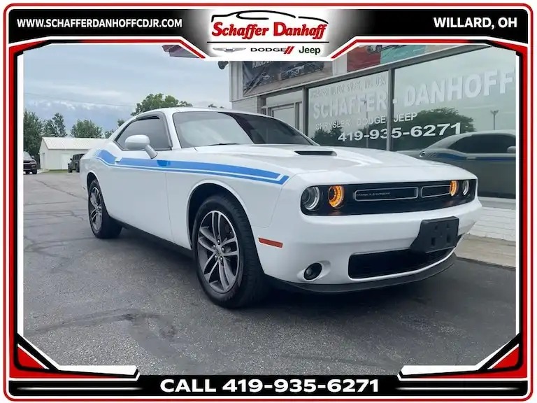 2019 Dodge Challenger SXT Auto AWD's photo