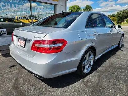2013 Mercedes-Benz E-Class E350 Luxury 4MATIC photo 3