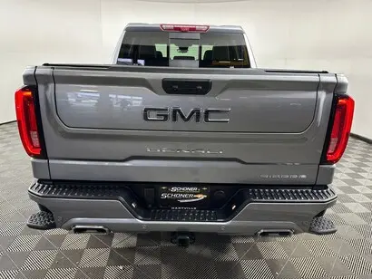 2025 GMC Sierra Denali Ultimate 4WD Crew Cab Short Box photo 4