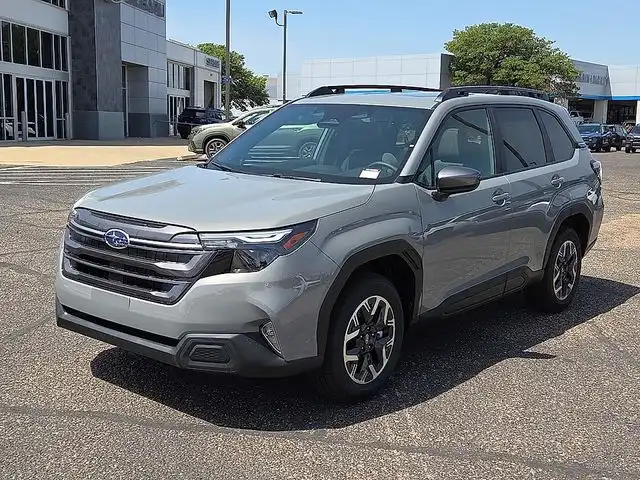 2026 Subaru Forester Premium's photo