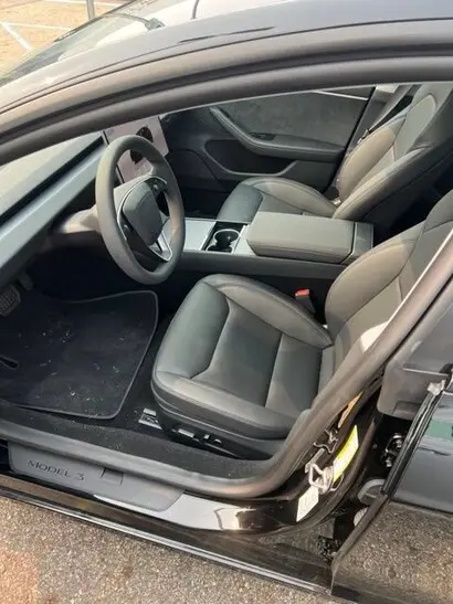 2024 Tesla Model 3 Long Range AWD photo 4
