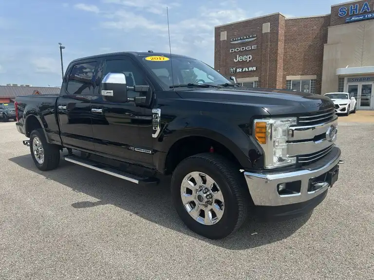 2017 Ford F-250 Lariat 4x4 Crew Cab 8' Box's photo