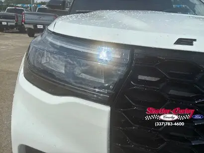 2026 Ford Explorer ST photo 3