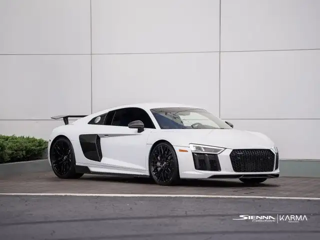 2017 Audi R8 quattro S tronic Coupe V10 plus's photo