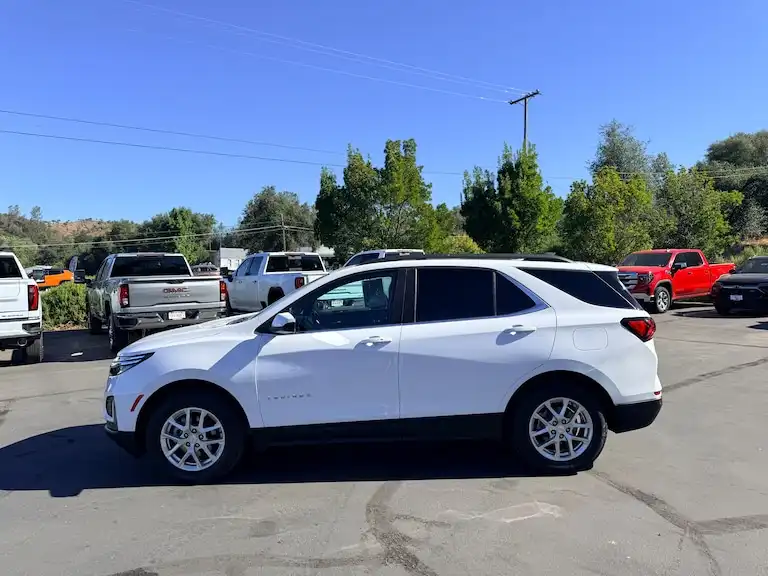2023 Chevrolet Equinox AWD LT 1.5T's photo
