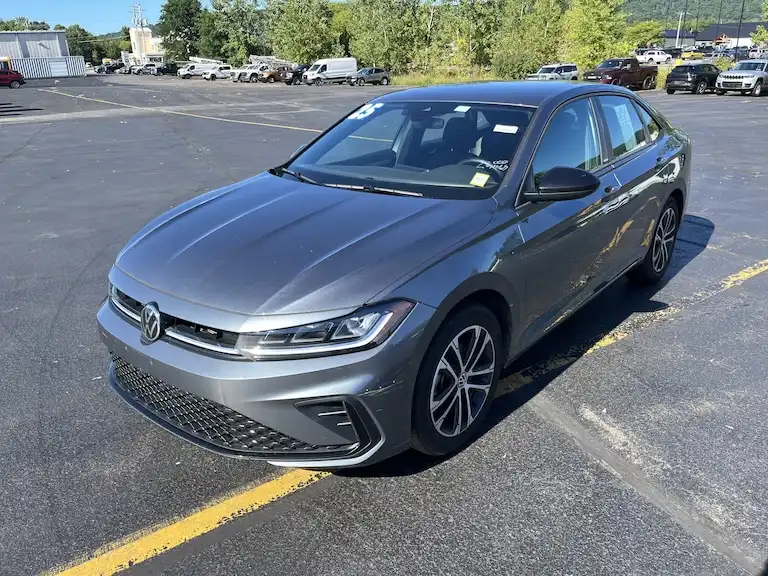 2025 Volkswagen Jetta 1.5T Sport Auto SULEV's photo