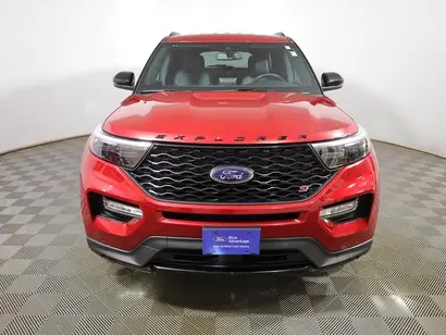 2024 Ford Explorer ST 4WD photo 3