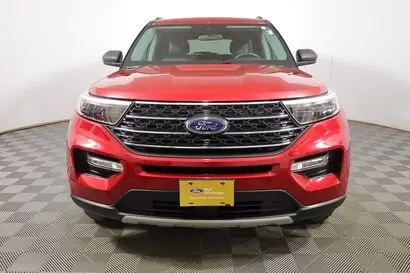 2024 Ford Explorer XLT 4WD photo 3