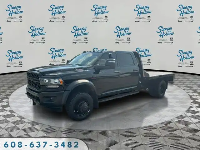 2023 RAM 5500 Tradesman 4X4 Crew Cab DRW 173" WB's photo
