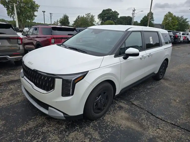 2026 Kia Sedona LXS's photo