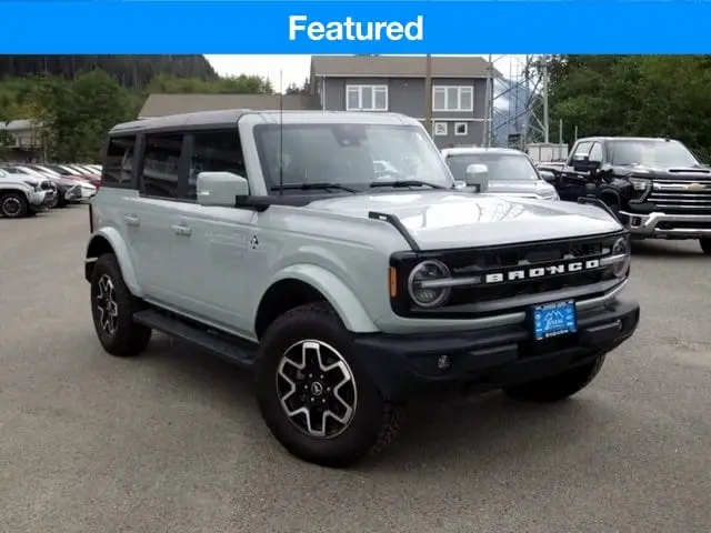 2021 Ford Bronco Outer Banks Advanced 4x4 photo 1