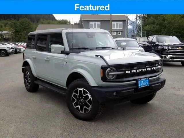 2021 Ford Bronco Outer Banks Advanced 4x4 photo 1