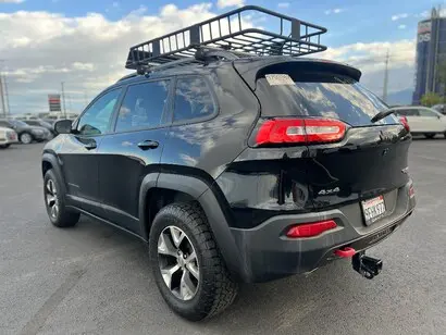 2017 Jeep Cherokee Trailhawk 4WD photo 3