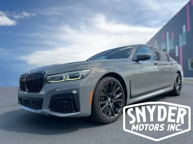 2020 BMW 7 Series 750i xDrive's photo