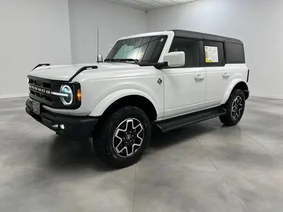2025 Ford Bronco Outer Banks 4x4 photo 4