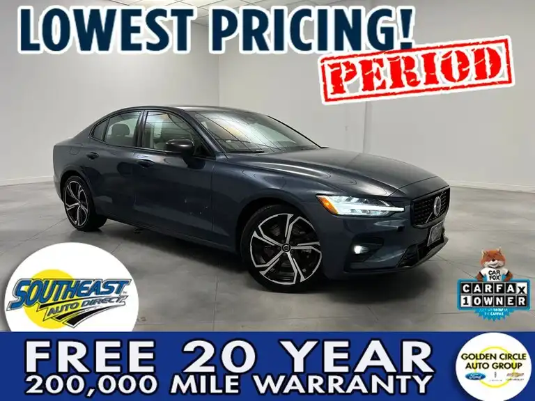 2024 Volvo S60 B5 Core Dark Theme's photo