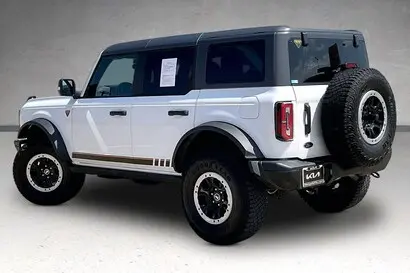 2023 Ford Bronco Badlands 4x4 photo 4