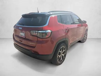 2025 Jeep Compass Limited 4X4 photo 5