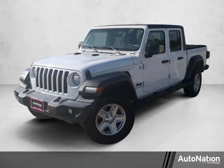 2020 Jeep Gladiator Sport S's photo