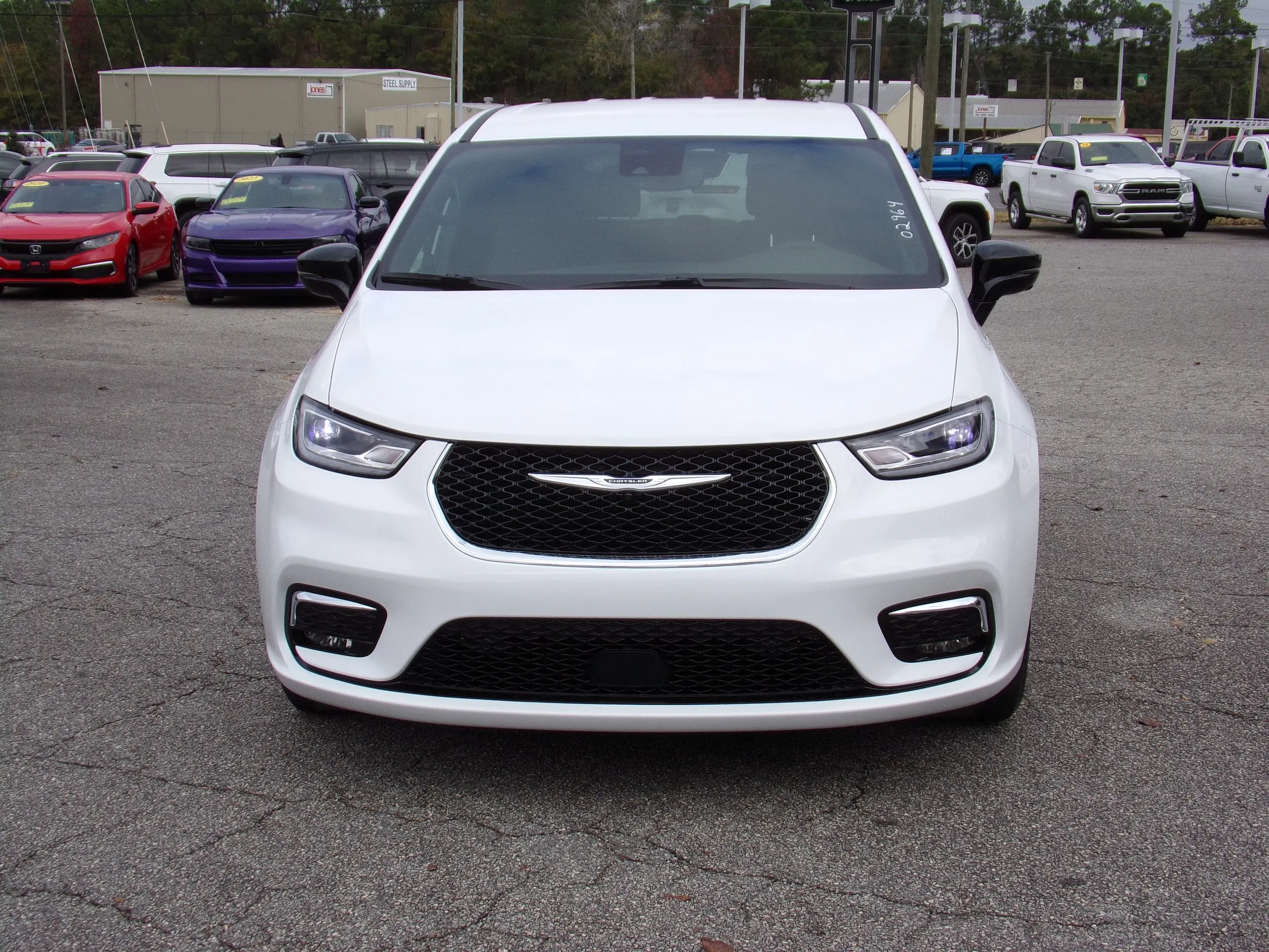 Vehicle Image 2