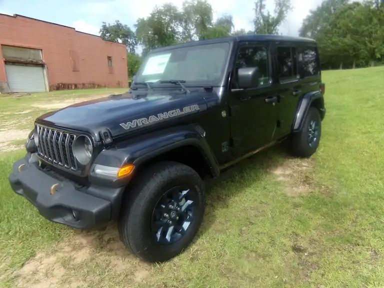 2026 Jeep Wrangler 85th Anniversary Edition's photo