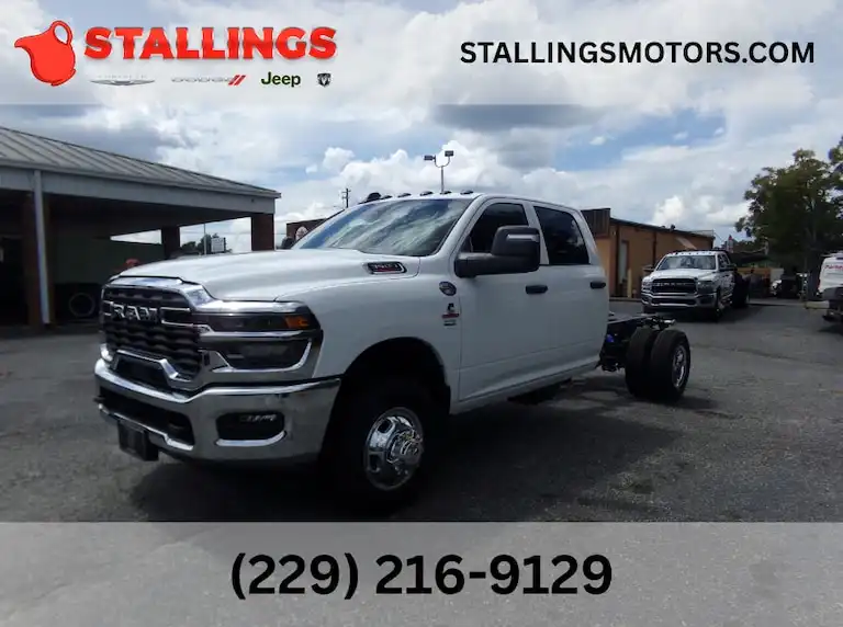 2027 RAM 3500 Tradesman 4WD Crew Cab's photo