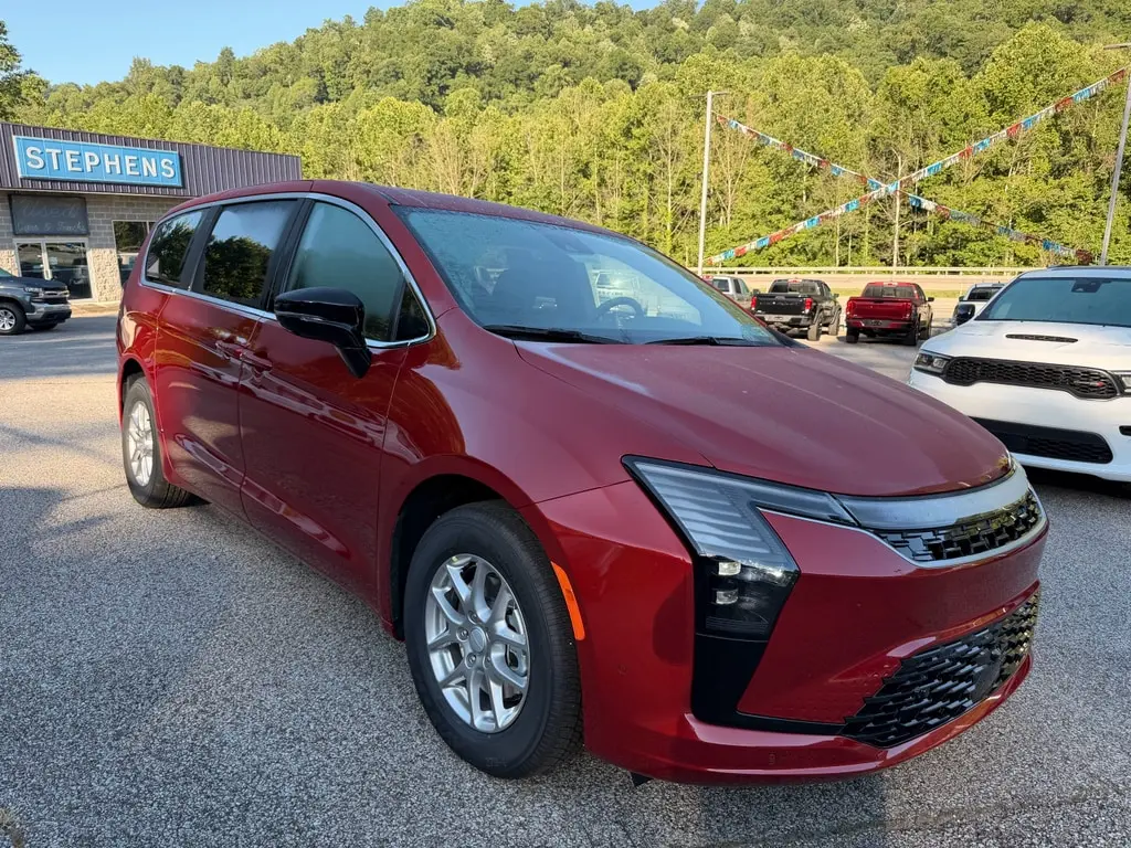 Vehicle Image 2