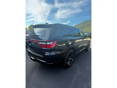2025 Dodge Durango GT AWD Plus photo 2