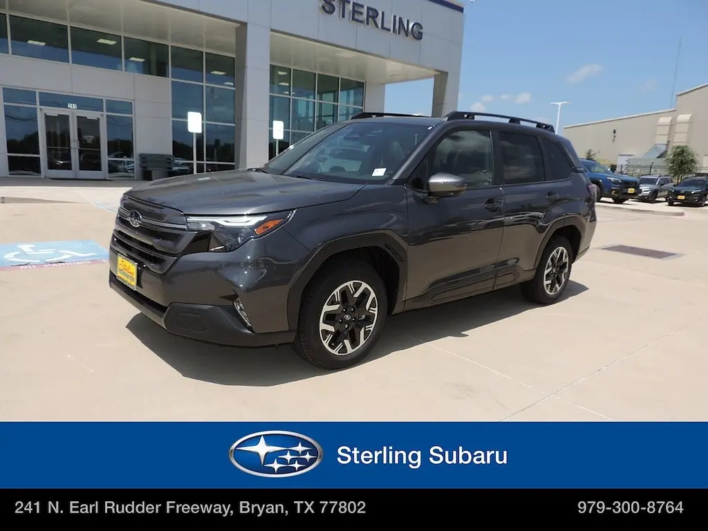 2026 Subaru Forester Premium photo 1