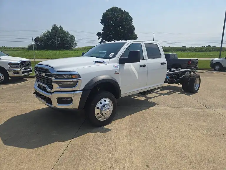 2026 RAM 5500 Big Horn 4X4 Crew Cab DRW 197" WB's photo