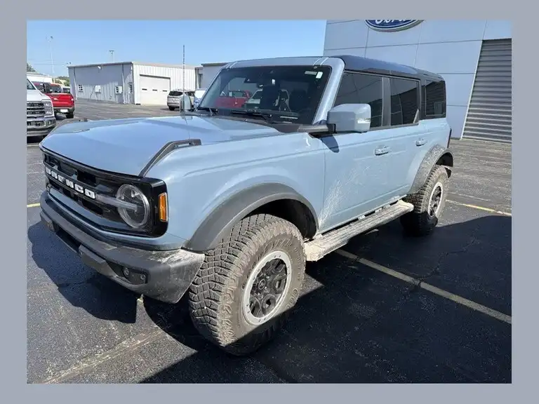 2024 Ford Bronco Outer Banks 4x4's photo