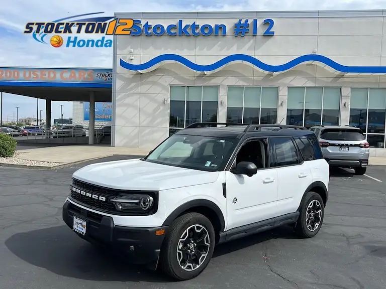 2025 Ford Bronco Sport Outer Banks 4X4's photo