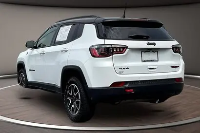 2025 Jeep Compass Trailhawk 4X4 photo 5