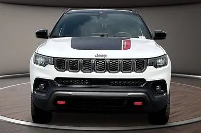 2025 Jeep Compass Trailhawk 4X4 photo 2