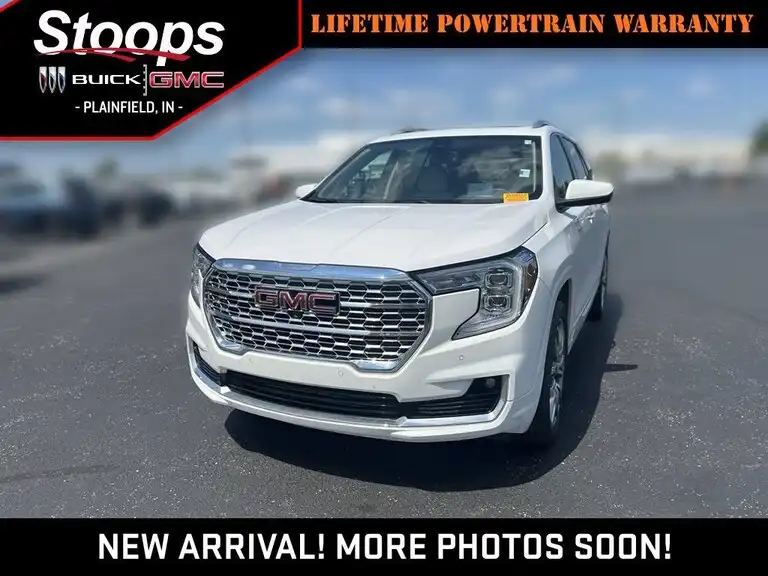 2023 GMC Terrain Denali AWD's photo